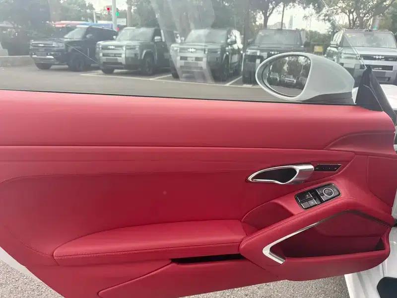 2018 Porsche 718 Boxster 2.0T — миниатюра 15