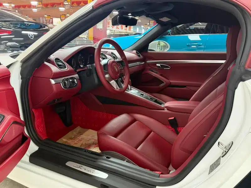 2020 Porsche 718 Boxster 2.0T — миниатюра 8