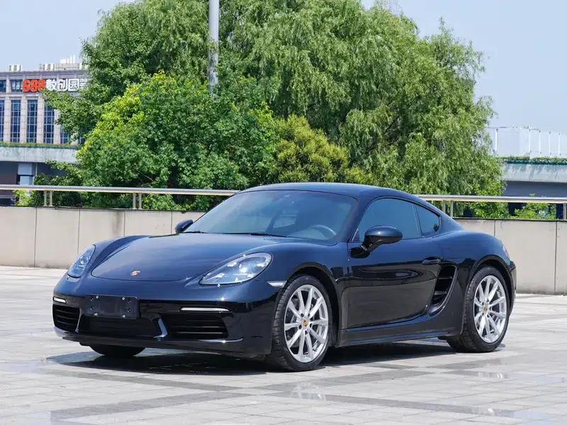 Porsche 718 Cayman 2020 2.0T — миниатюра 1