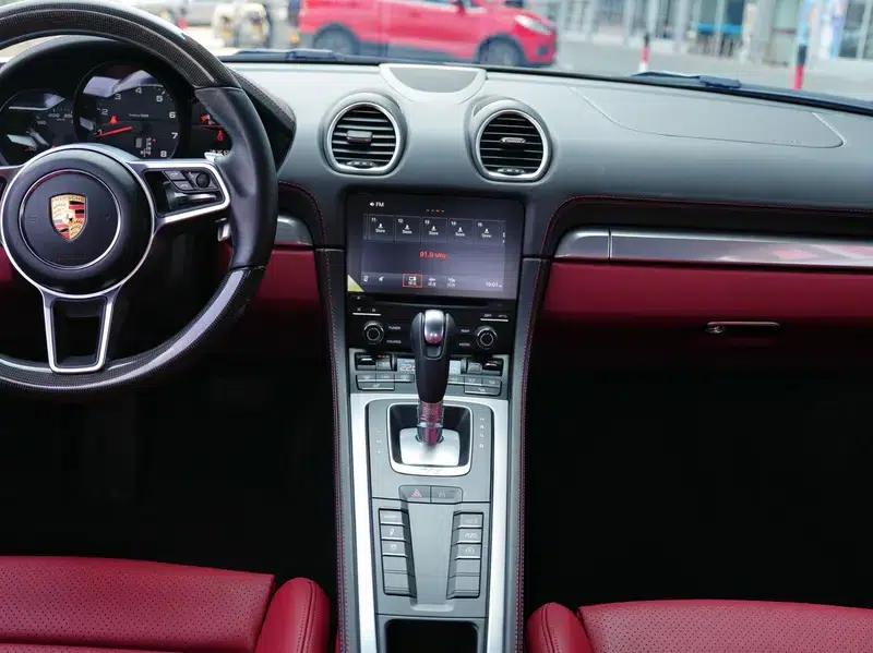Porsche 718 Cayman 2020 2.0T — миниатюра 6