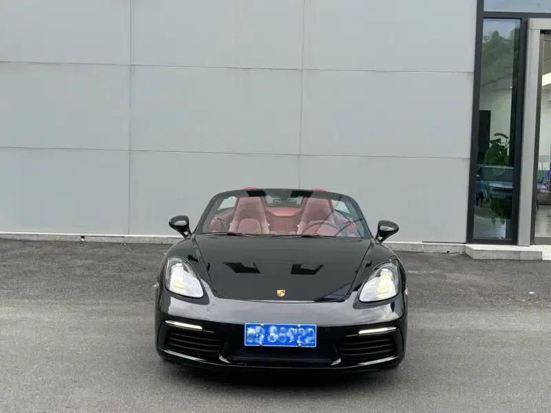 2018 Porsche 718 Boxster 2.0T — миниатюра 2
