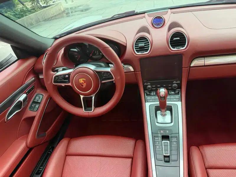 2018 Porsche 718 Boxster 2.0T — миниатюра 14