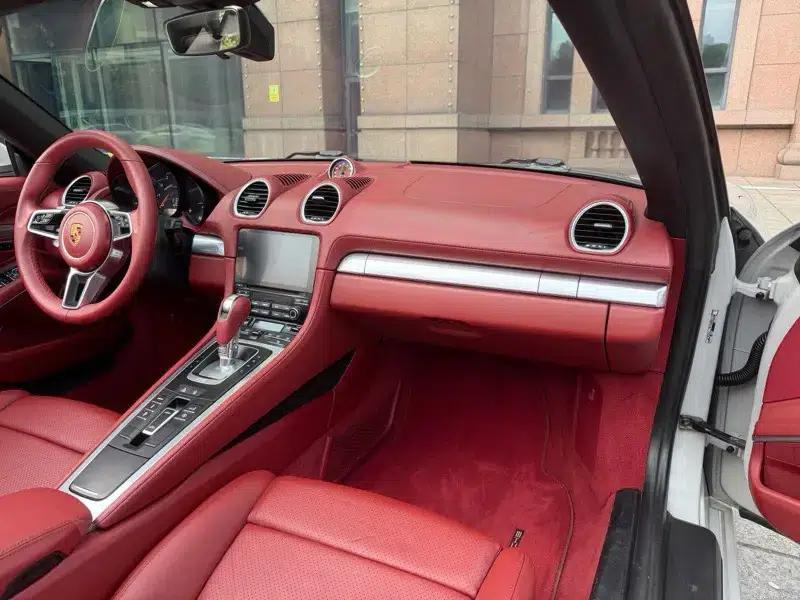 2018 Porsche 718 Boxster 2.0T — миниатюра 15