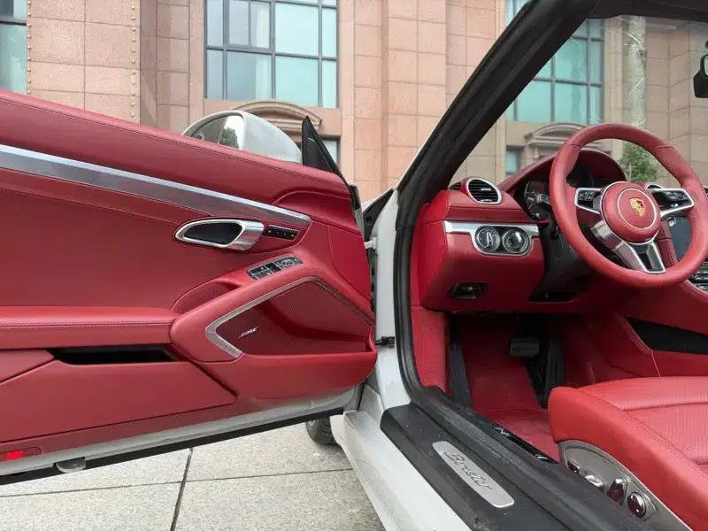 2018 Porsche 718 Boxster 2.0T — миниатюра 17