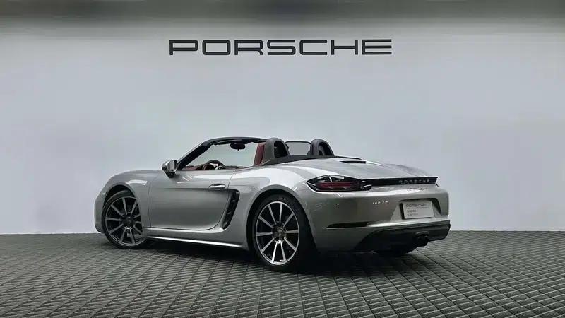 2023 Porsche 718 Boxster 2.0T — миниатюра 5