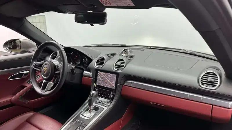Porsche 718 Cayman 2023 2.0T — миниатюра 11