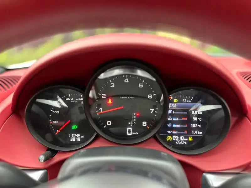 2023 Porsche 718 Boxster 2.0T — миниатюра 6