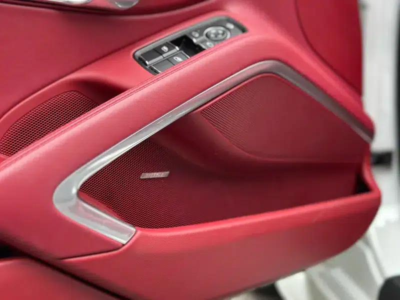 2023 Porsche 718 Boxster 2.0T — миниатюра 10
