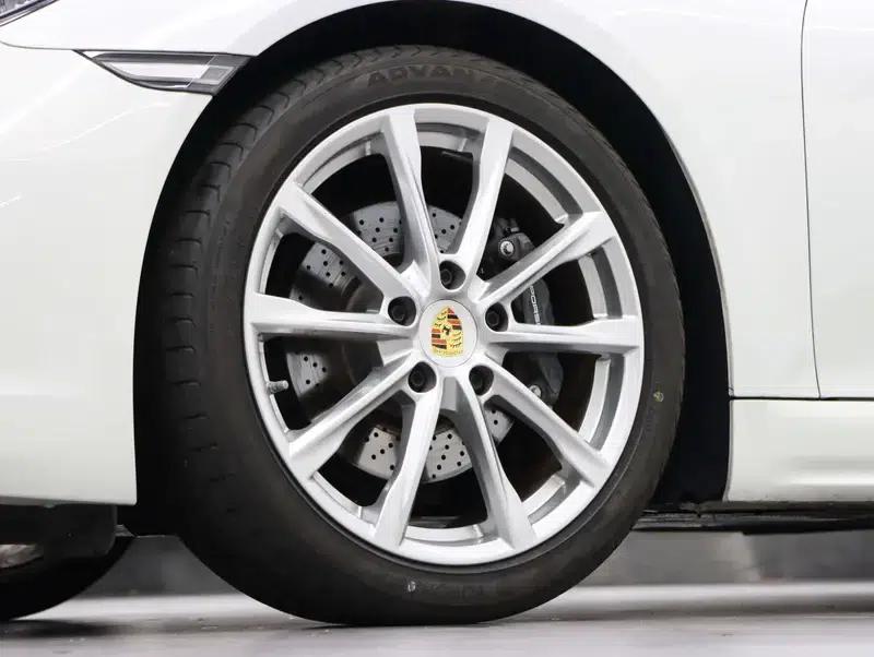 2022 Porsche 718 Boxster 2.0T — миниатюра 12
