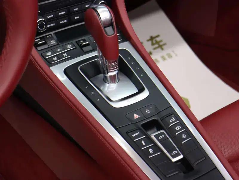 2022 Porsche 718 Boxster 2.0T — миниатюра 16