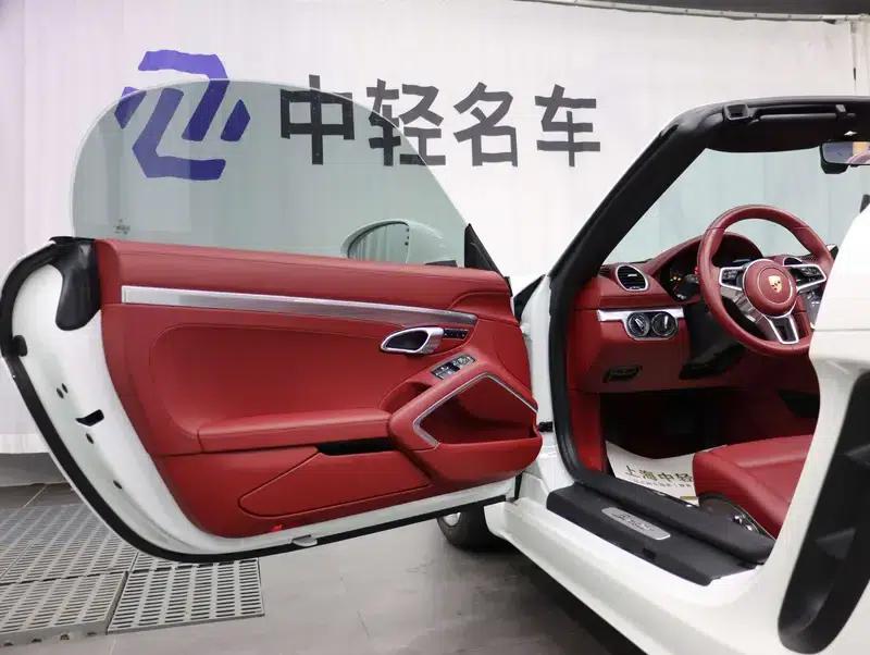2022 Porsche 718 Boxster 2.0T — миниатюра 24