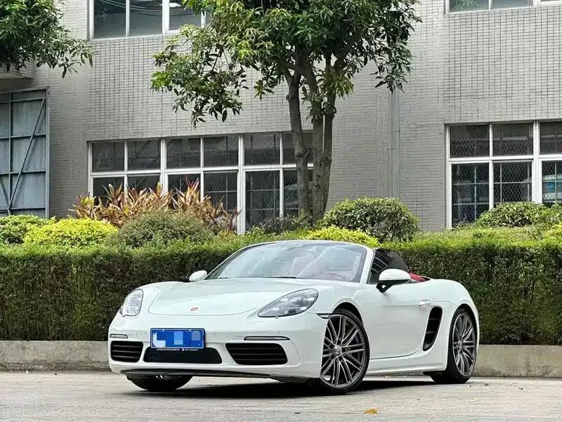 2018 Porsche 718 Boxster 2.0T — миниатюра 1