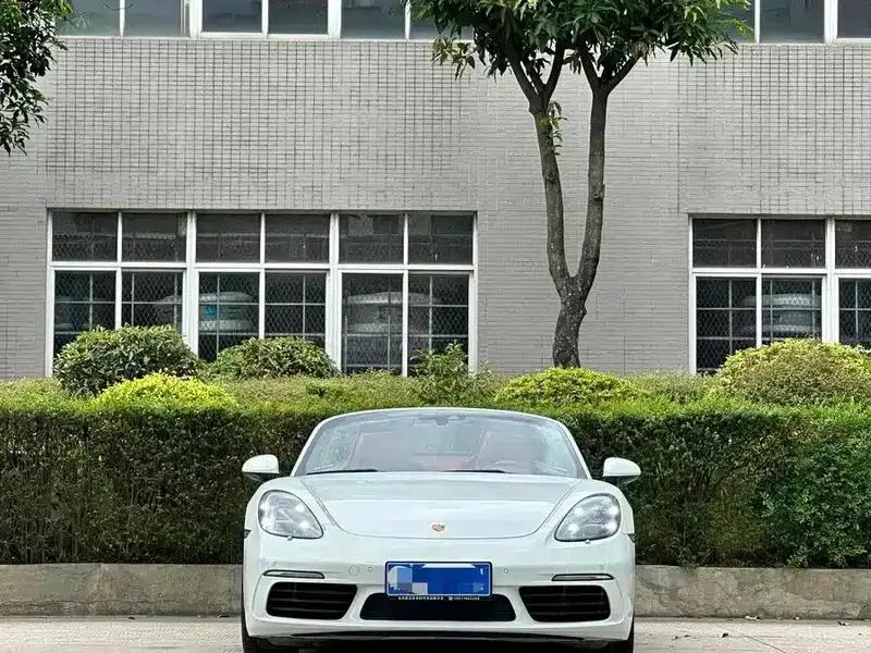 2018 Porsche 718 Boxster 2.0T — миниатюра 2