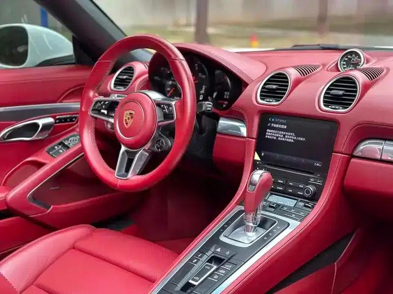 2018 Porsche 718 Boxster 2.0T — миниатюра 7