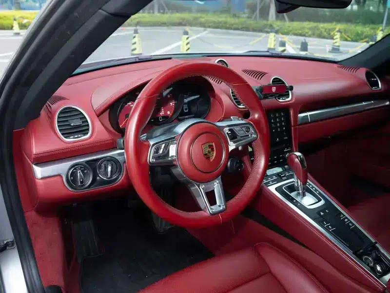 Porsche 718 Cayman 2020 2.0T — миниатюра 14