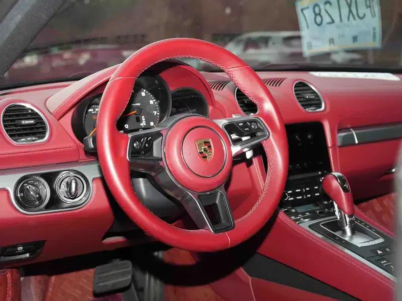 Porsche 718 Cayman 2020 2.0T — миниатюра 14