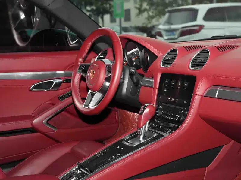 Porsche 718 Cayman 2020 2.0T — миниатюра 17