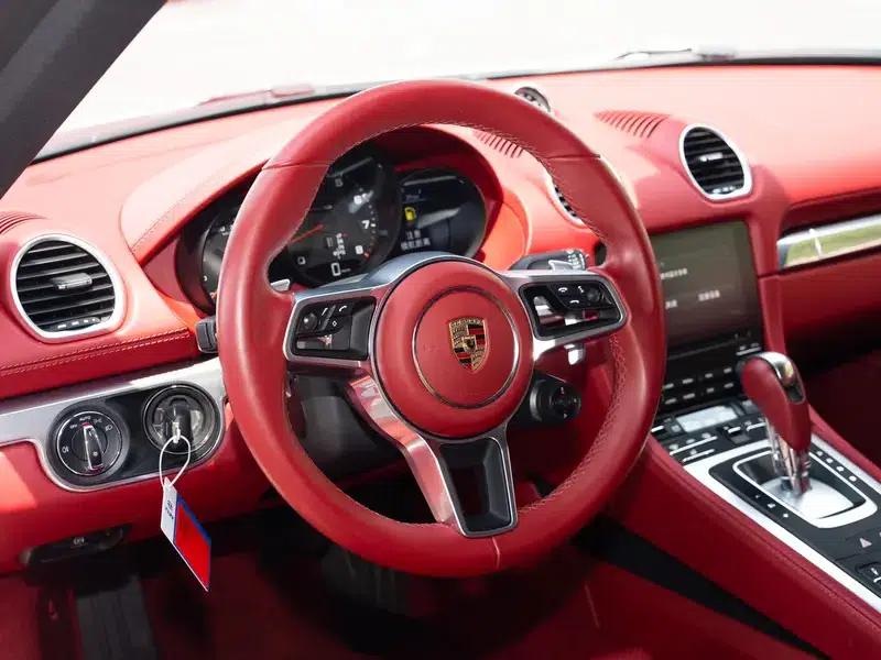 Porsche 718 Cayman 2020 2.0T — миниатюра 14