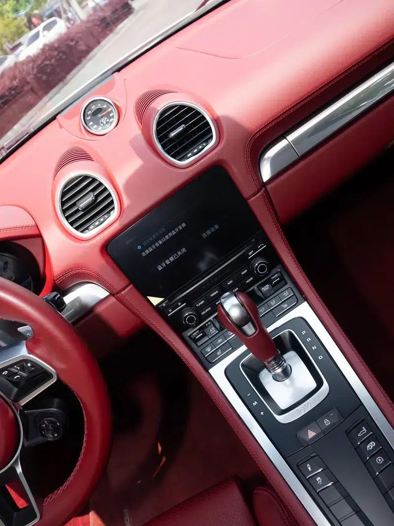 Porsche 718 Cayman 2020 2.0T — миниатюра 10