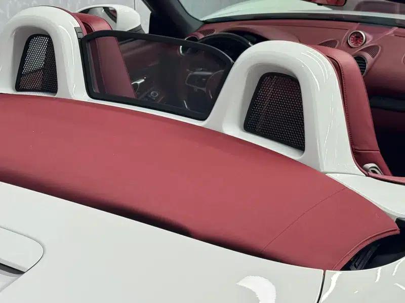 2020 Porsche 718 Boxster 2.0T — миниатюра 11