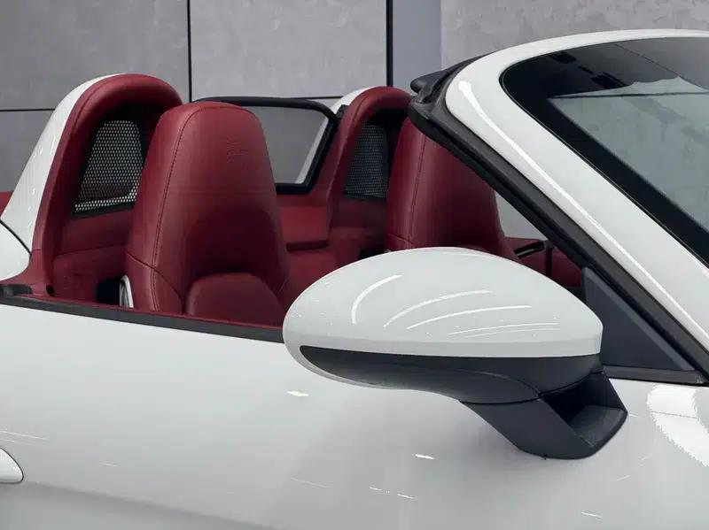 2020 Porsche 718 Boxster 2.0T — миниатюра 18