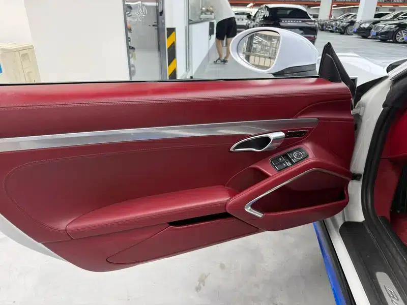 2020 Porsche 718 Boxster 2.0T — миниатюра 11