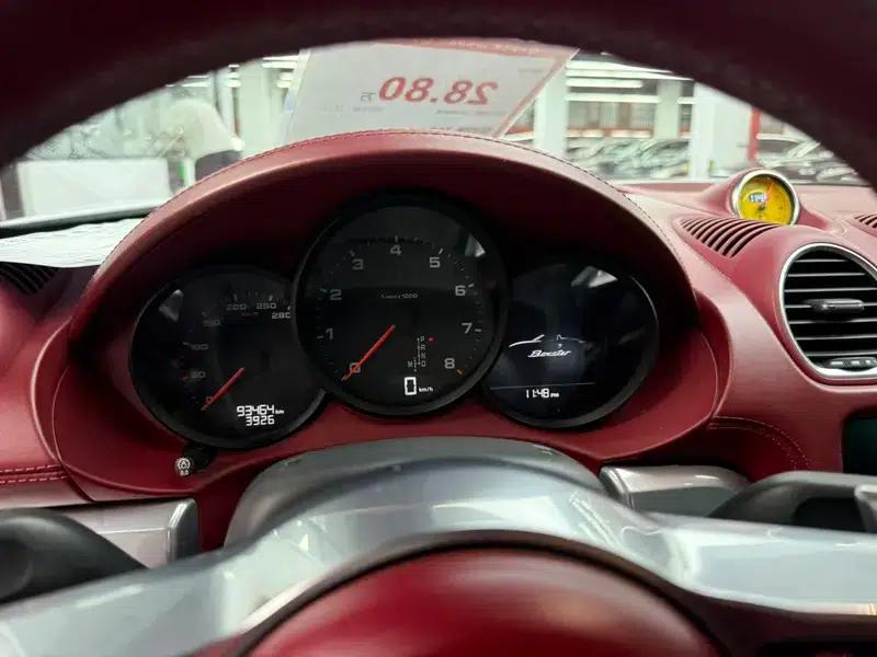 2020 Porsche 718 Boxster 2.0T — миниатюра 8