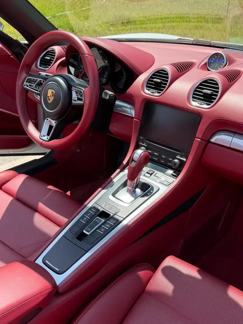 2020 Porsche 718 Boxster 2.0T — миниатюра 18