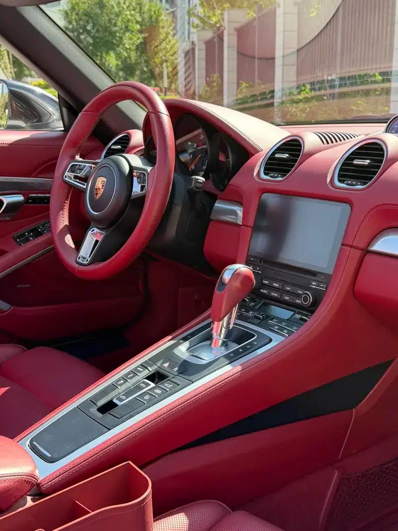 2020 Porsche 718 Boxster 2.0T — миниатюра 22