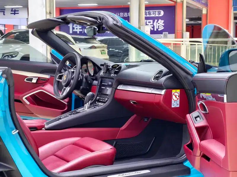 2018 Porsche 718 Boxster 2.0T — миниатюра 10