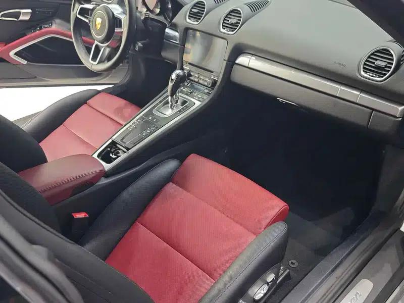 Porsche 718 Cayman 2018 2.0T — миниатюра 11