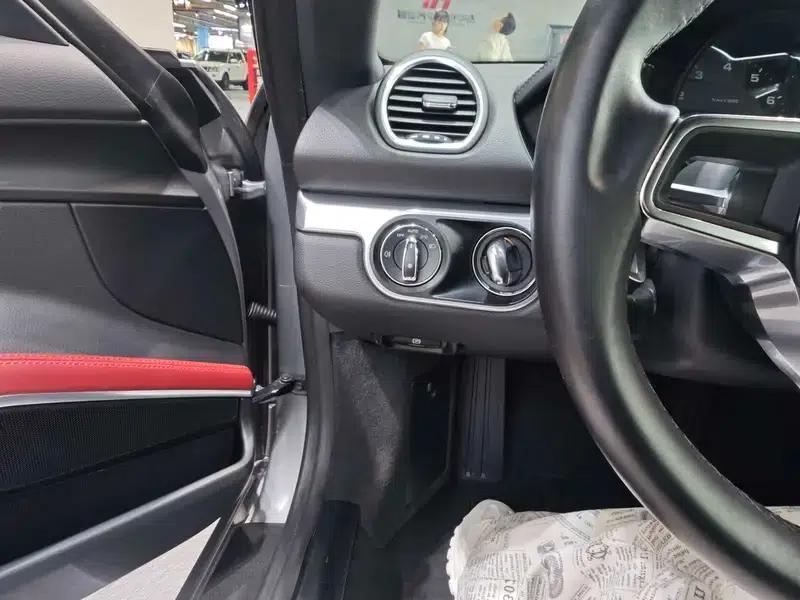 Porsche 718 Cayman 2018 2.0T — миниатюра 12
