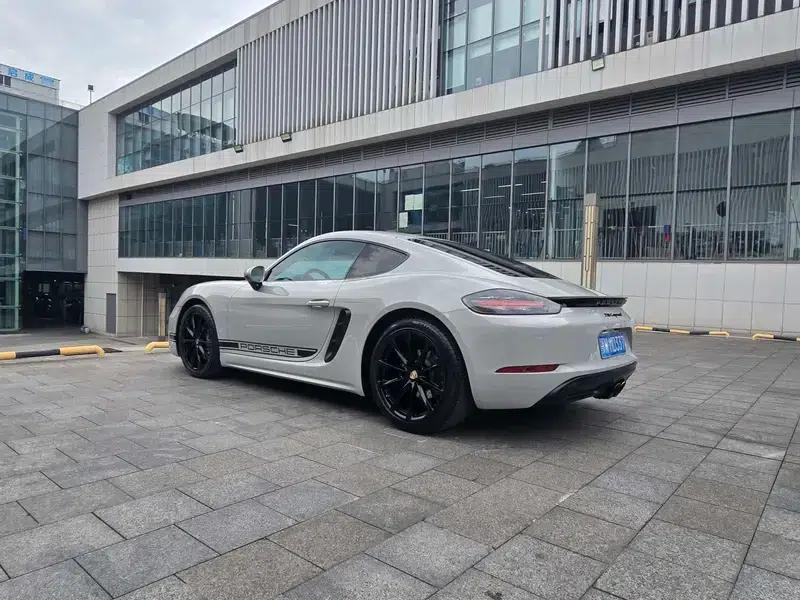 Porsche 718 Cayman 2018 2.0T — миниатюра 4