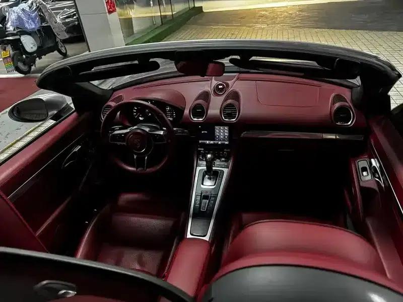 2018 Porsche 718 Boxster 2.0T — миниатюра 14