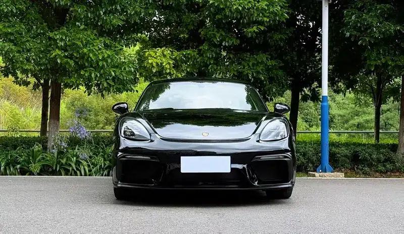 Porsche 718 Cayman 2018 2.0T — миниатюра 2