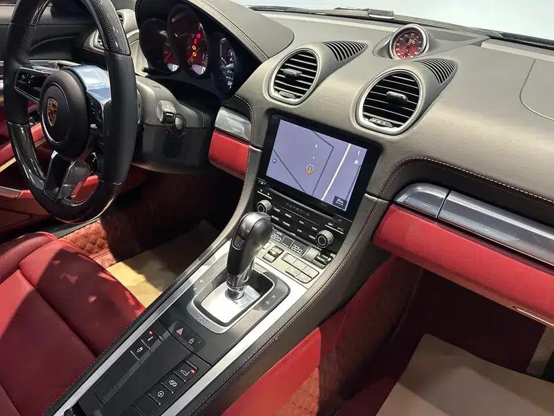 Porsche 718 Cayman 2023 2.0T — миниатюра 24