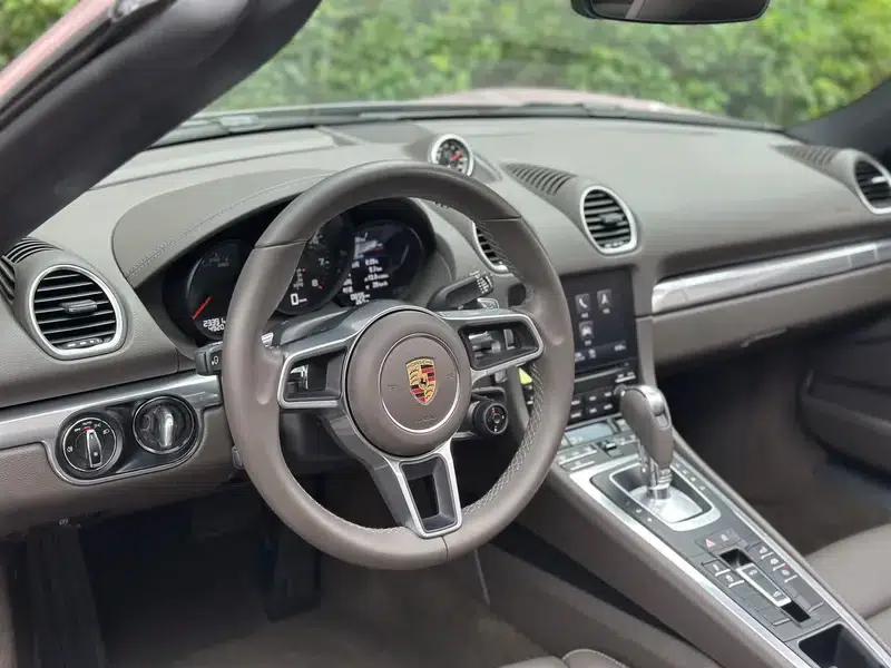 2022 Porsche 718 Boxster 2.0T — миниатюра 6