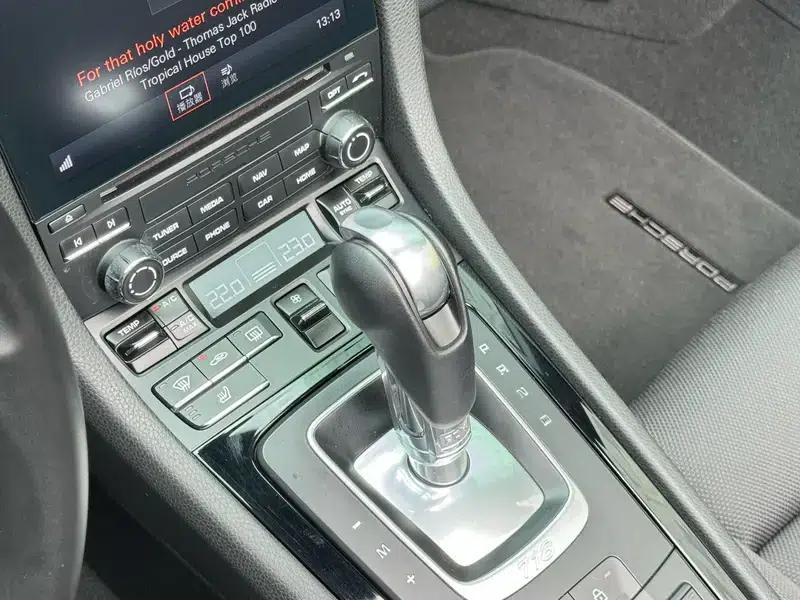 2019 Porsche 718 Boxster T — миниатюра 11