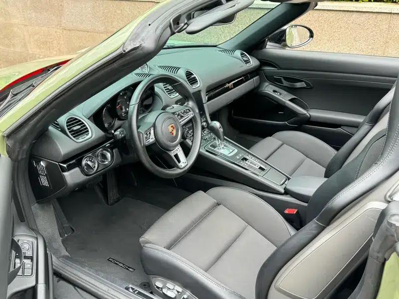 2019 Porsche 718 Boxster T — миниатюра 13