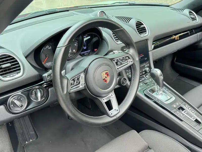 2019 Porsche 718 Boxster T — миниатюра 10