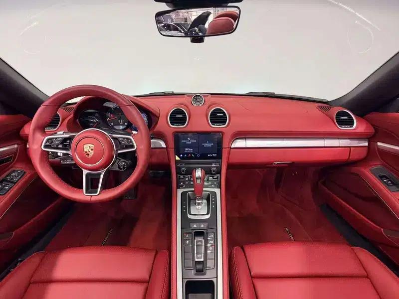 2025 Porsche 718 2.0T Automatic Rear-Wheel Drive 2-Seater Factory Custom Edition — миниатюра 15
