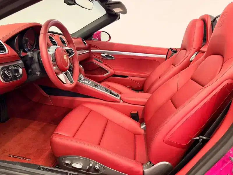 2025 Porsche 718 2.0T Automatic Rear-Wheel Drive 2-Seater Factory Custom Edition — миниатюра 20