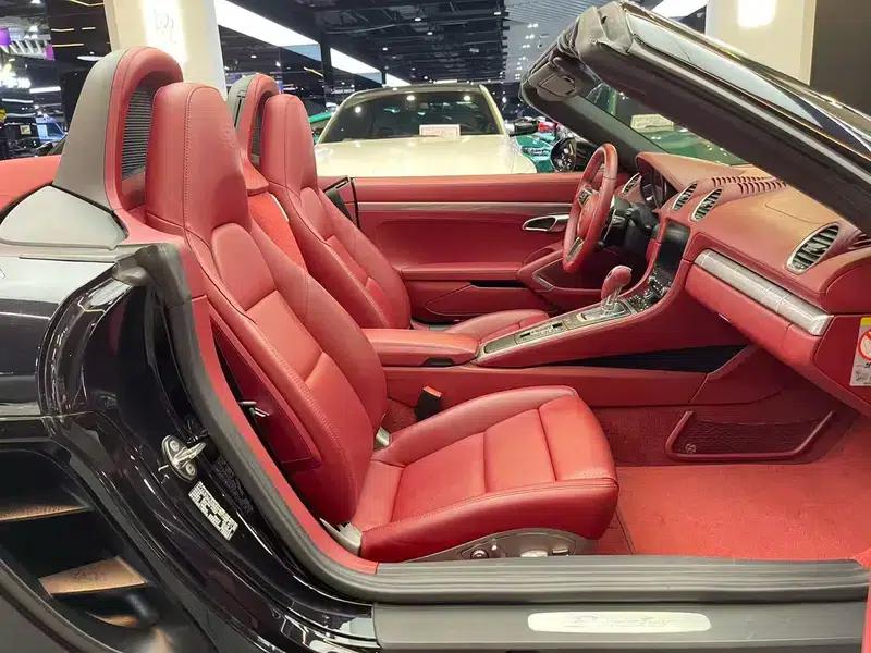 2020 Porsche 718 Boxster 2.0T — миниатюра 15