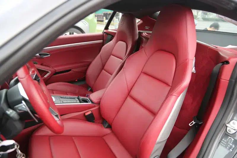 Porsche 718 2022 2.0T Automatic Rear-Wheel Drive 2-Seater — миниатюра 18