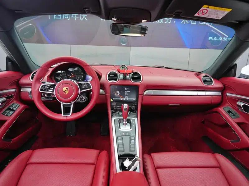 Porsche 718 Cayman 2020 2.0T — миниатюра 8
