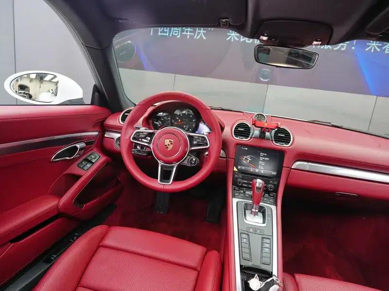 Porsche 718 Cayman 2020 2.0T — миниатюра 9
