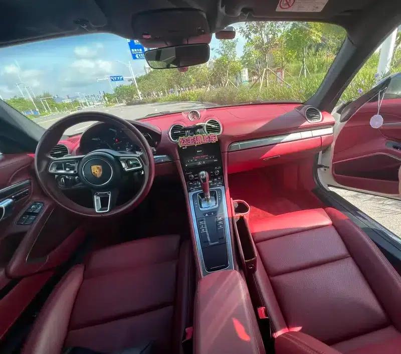Porsche 718 Cayman 2018 2.0T — миниатюра 6