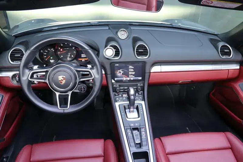 2022 Porsche 718 Boxster 2.0T — миниатюра 12