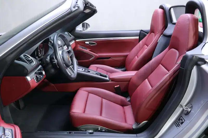 2022 Porsche 718 Boxster 2.0T — миниатюра 19