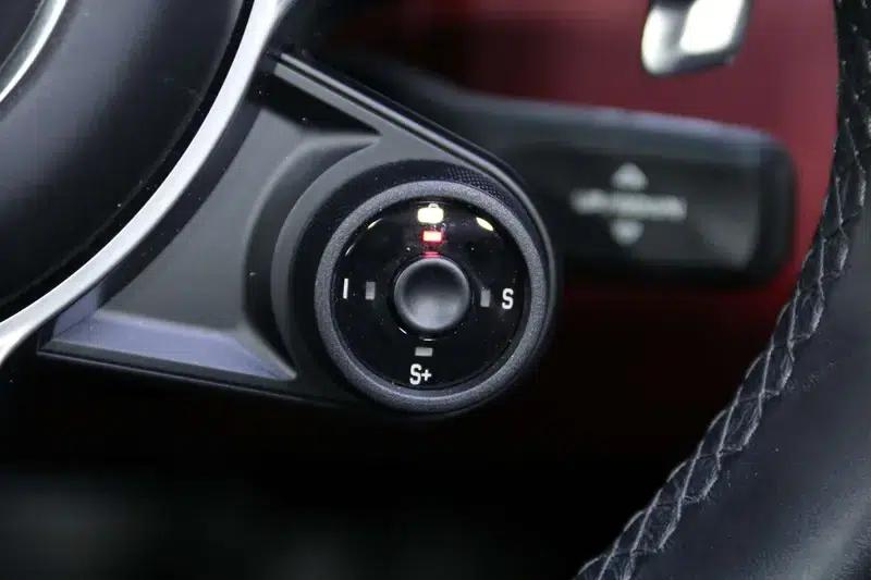 2022 Porsche 718 Boxster 2.0T — миниатюра 10